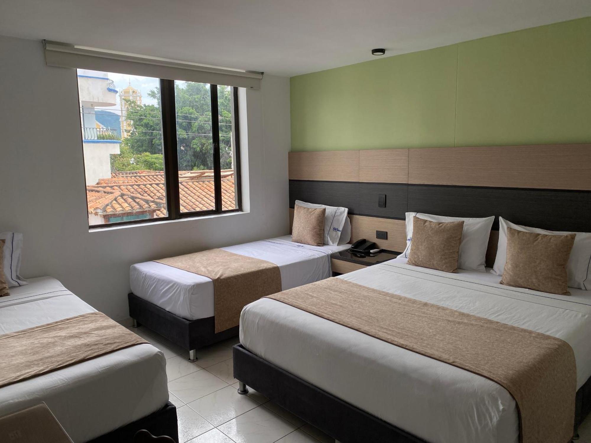 Hotel Plaza Real Ocana Exterior photo