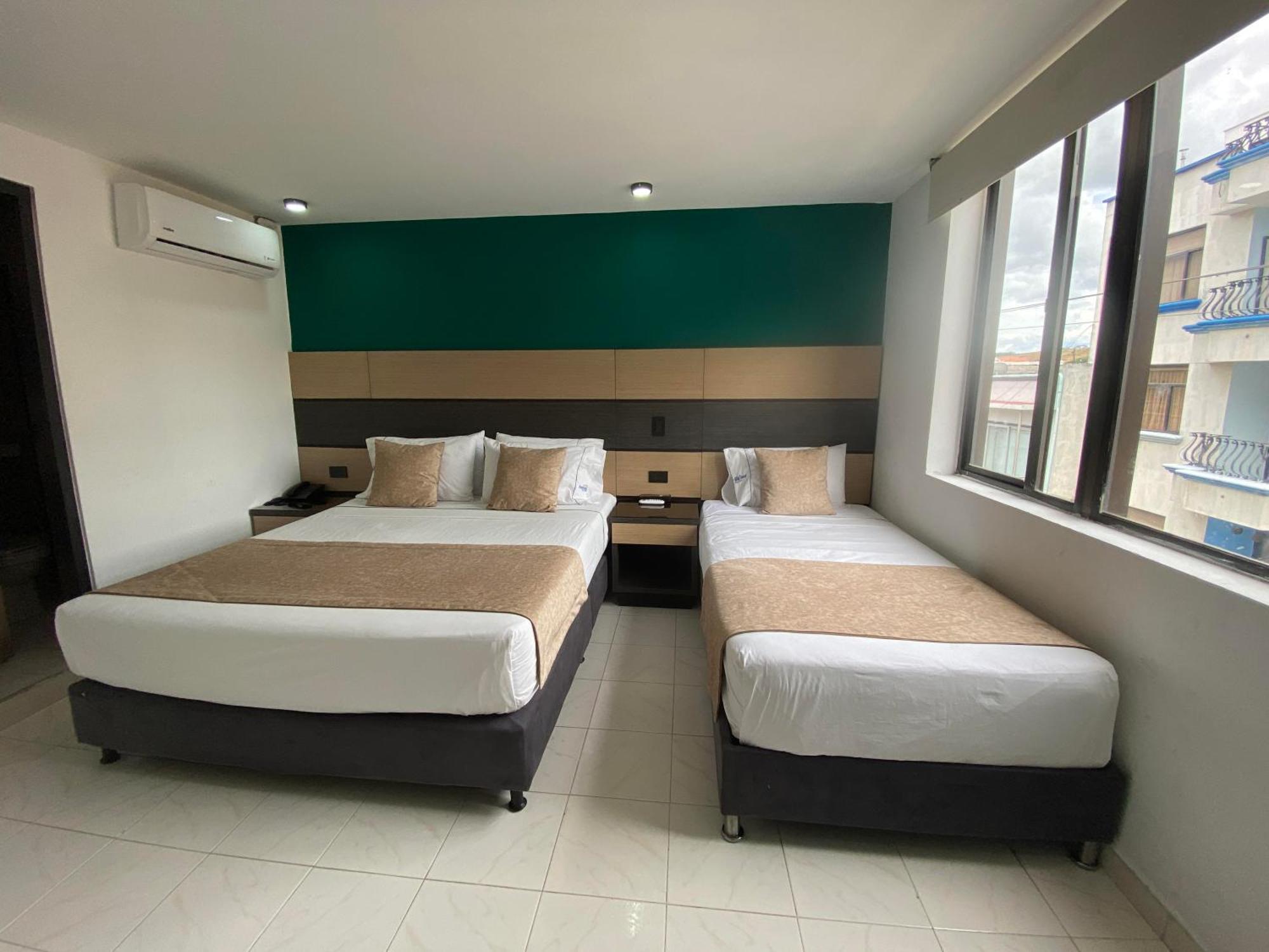 Hotel Plaza Real Ocana Exterior photo